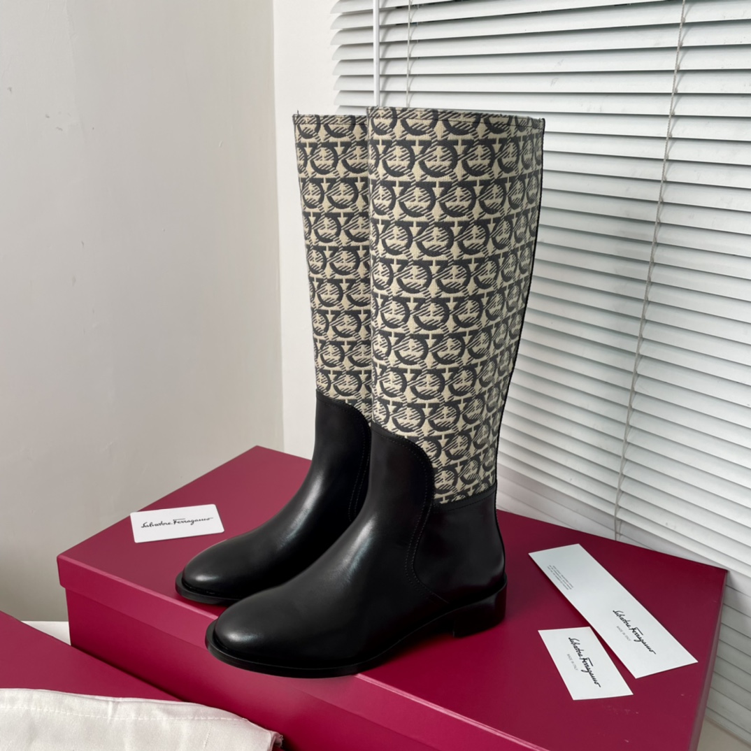 Salvatore Ferragamo Gancini Boots: Design, Materials, and Features - 图片 2
