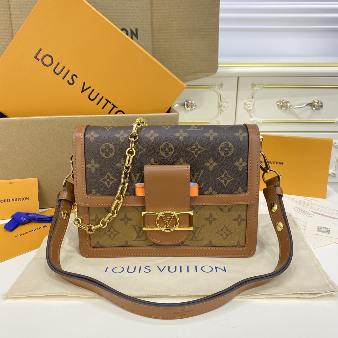 Louis Vuitton LV Dauphine Handbags Messenger Bags Monogram Canvas Spring Collection Fashion M44391