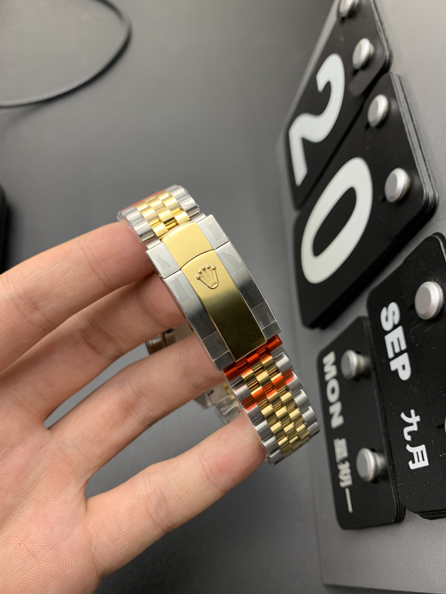 Rolex 间金绿菠萝