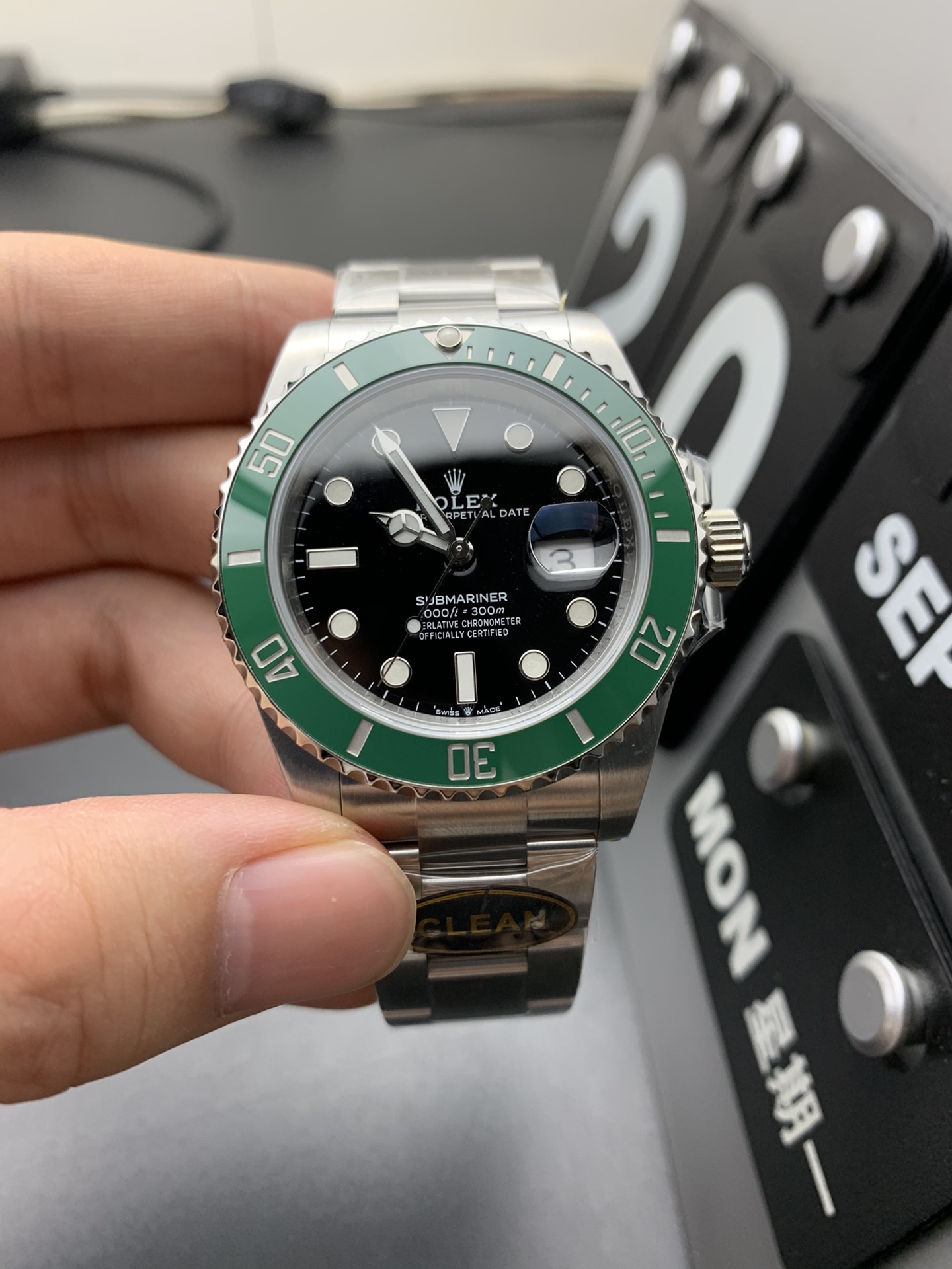 Rolex C 3235绿鬼