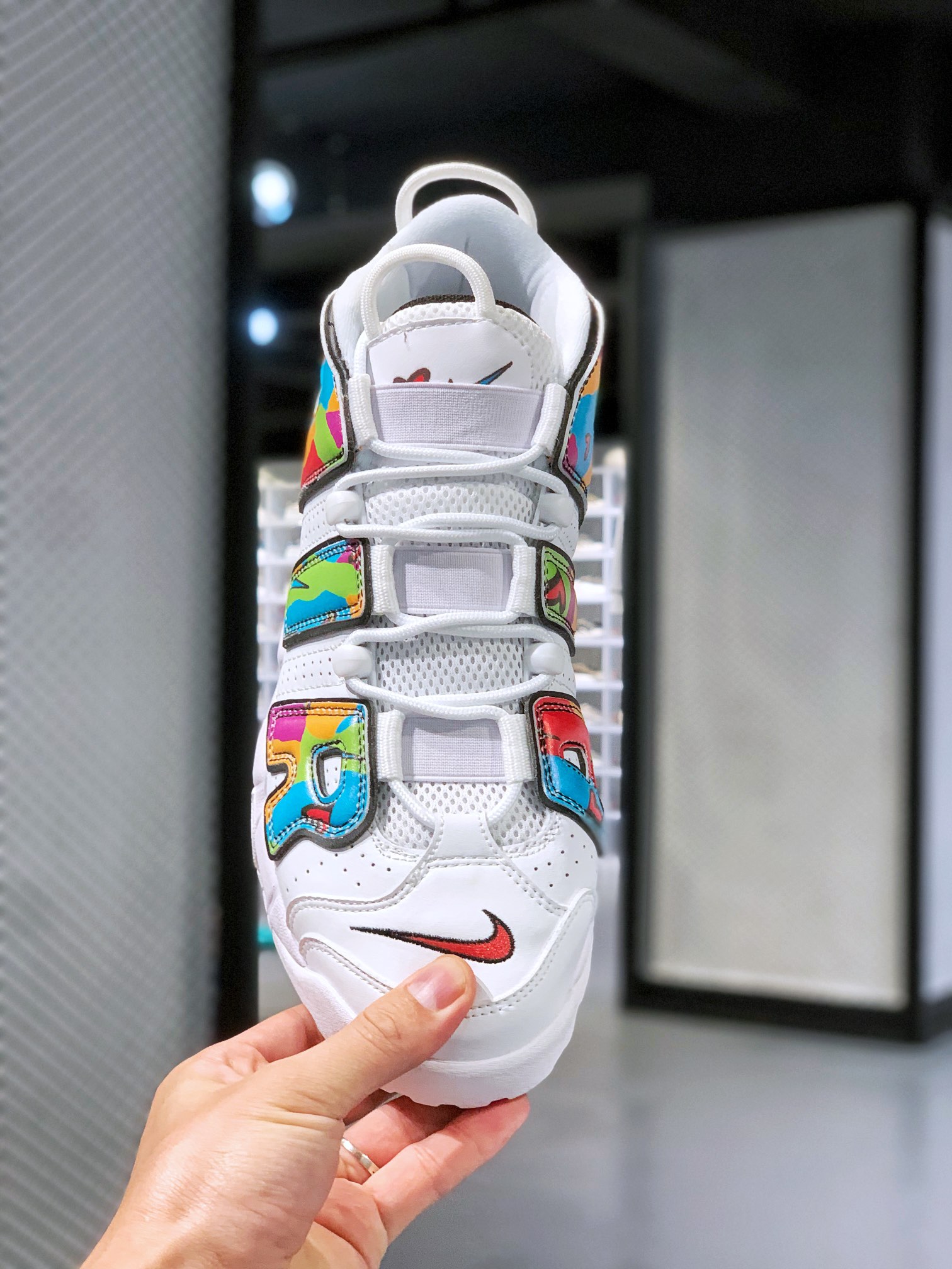 [Air Force Series]Nike AIR More Uptempo 96 OG Pippen Large AIR colorful graffi