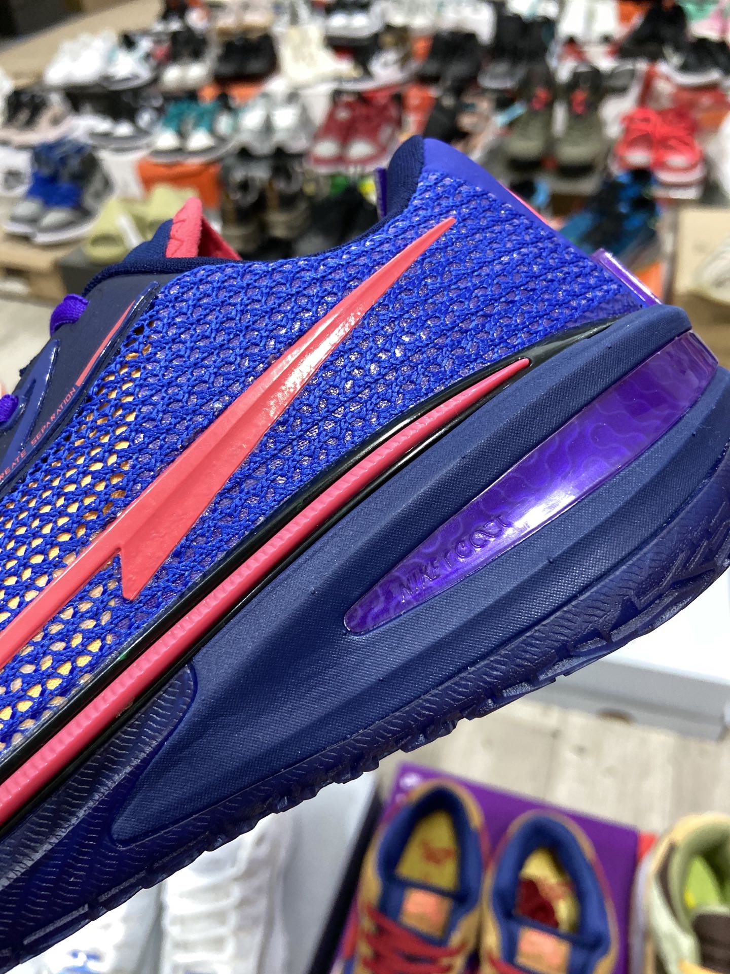 240 耐克Nike Air Zoom G.T.Cut男女篮球鞋 G.T. Cut专为力求在场上大展身手的篮球运动员打造助力CZ0175-400