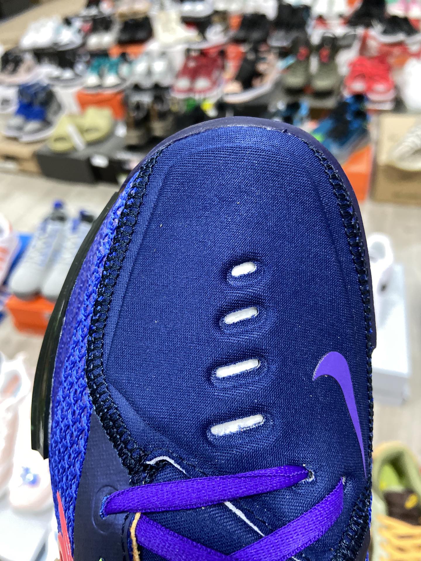 240 耐克Nike Air Zoom G.T.Cut男女篮球鞋 G.T. Cut专为力求在场上大展身手的篮球运动员打造助力CZ0175-400
