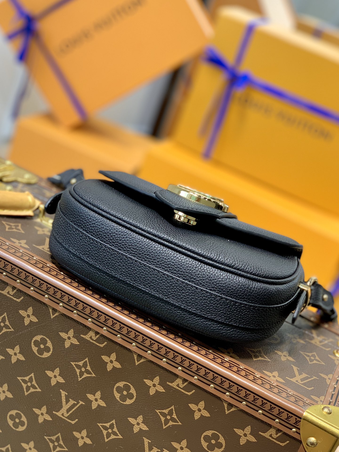 Louis Vuitton LV Pont 9 Soft 小号马鞍包 M58727黑色