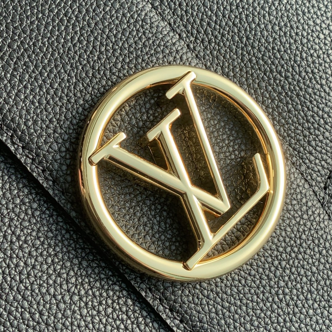 Louis Vuitton LV Pont 9 Soft 小号马鞍包 M58727黑色