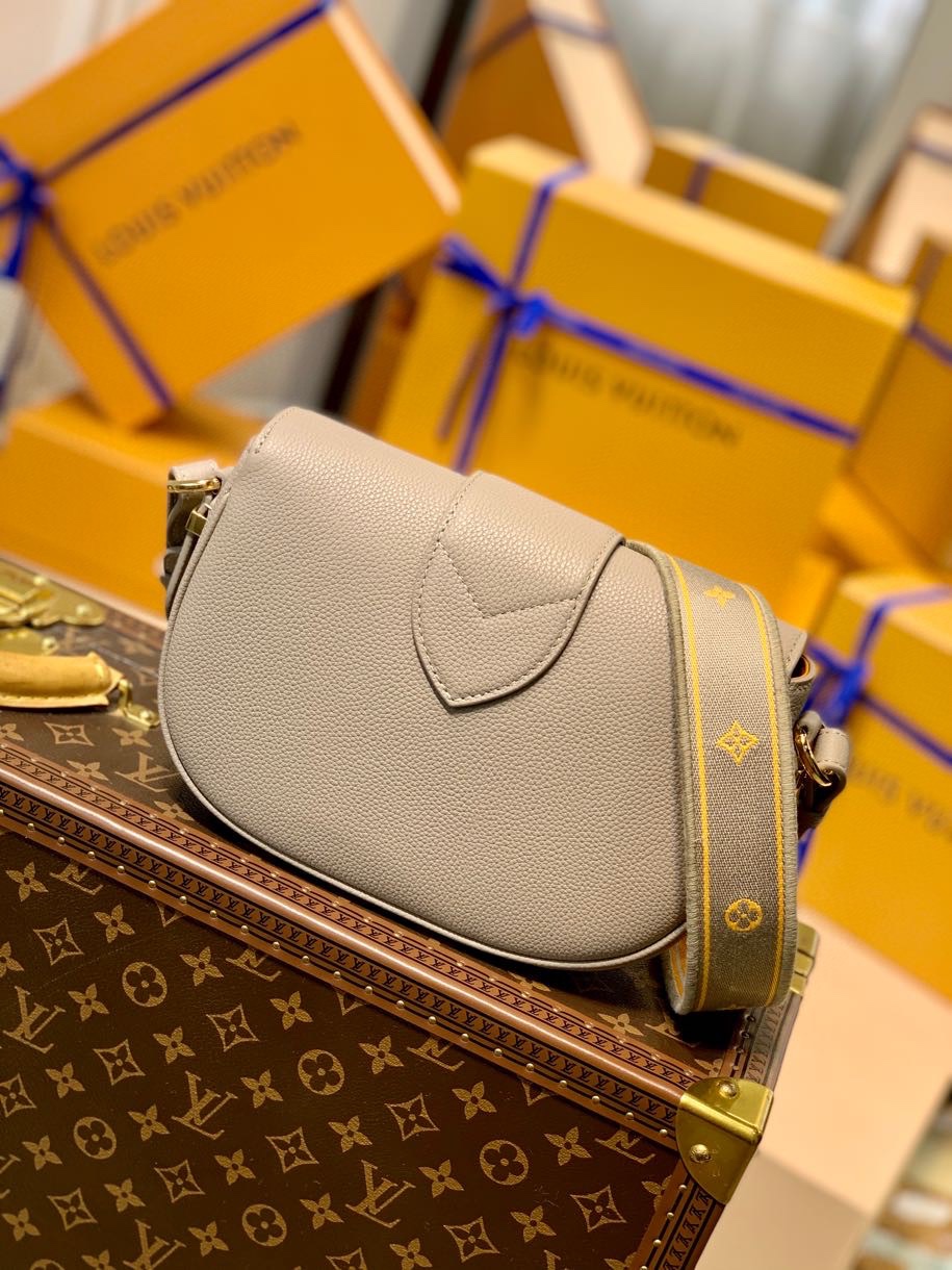 Louis Vuitton LV Pont 9 Soft 小号马鞍包 M58728灰色