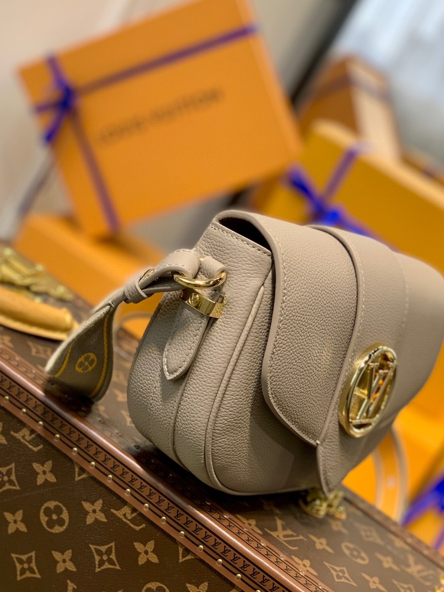 Louis Vuitton LV Pont 9 Soft 小号马鞍包 M58728灰色