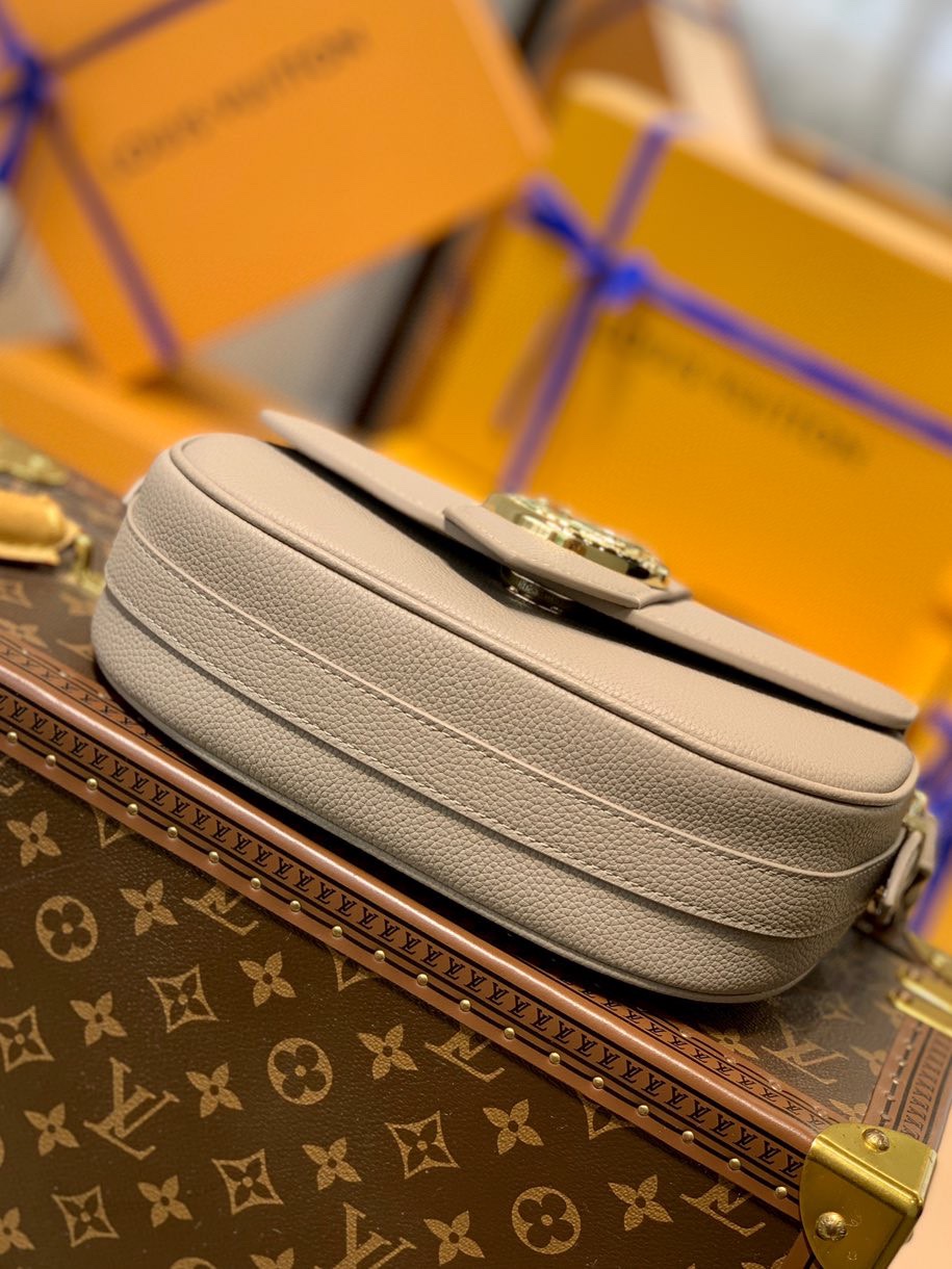 Louis Vuitton LV Pont 9 Soft 小号马鞍包 M58728灰色