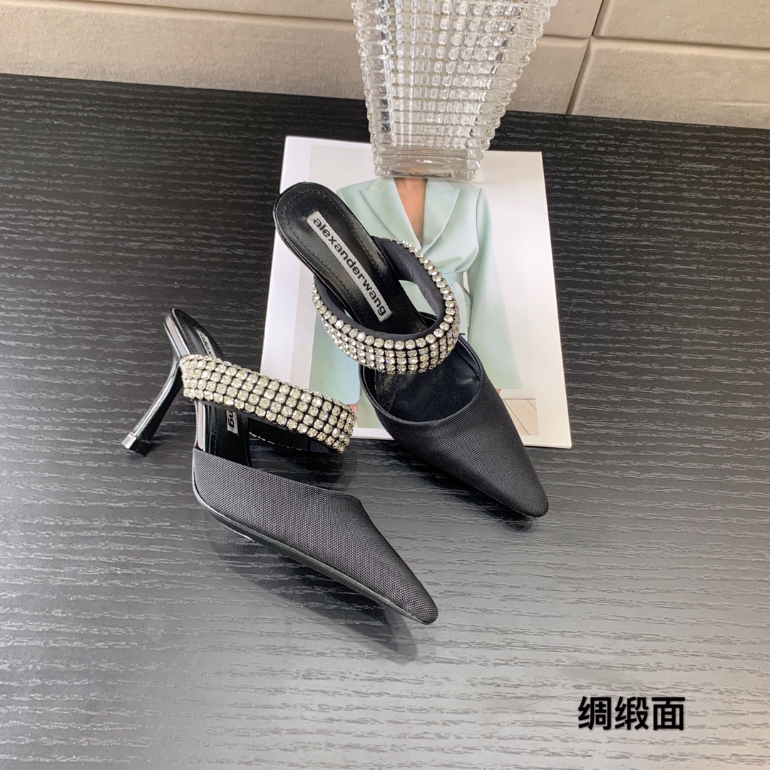 [McQueen Women