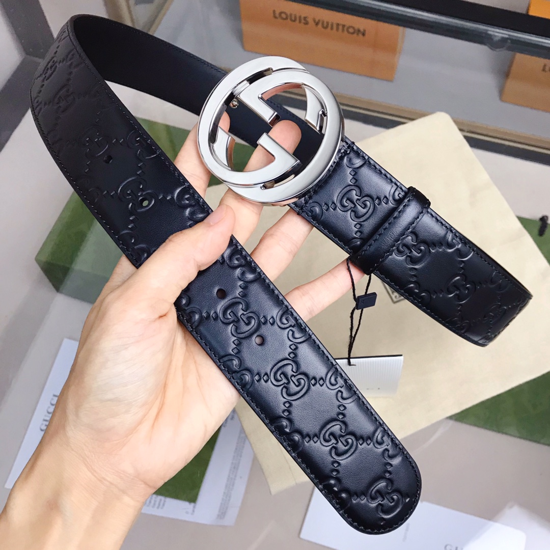 P Gucci 古奇 Blondie系列腰带 宽度:4.0CM 配饰不断为经典注入新意，焕新演绎品牌典藏