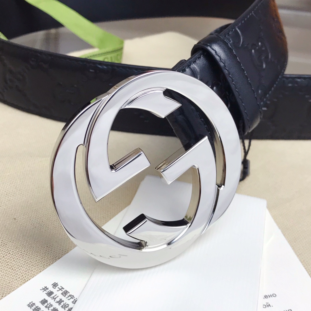 P Gucci 古奇 Blondie系列腰带 宽度:4.0CM 配饰不断为经典注入新意，焕新演绎品牌典藏