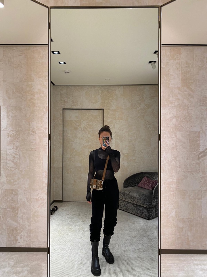Fendi Upper body picture,