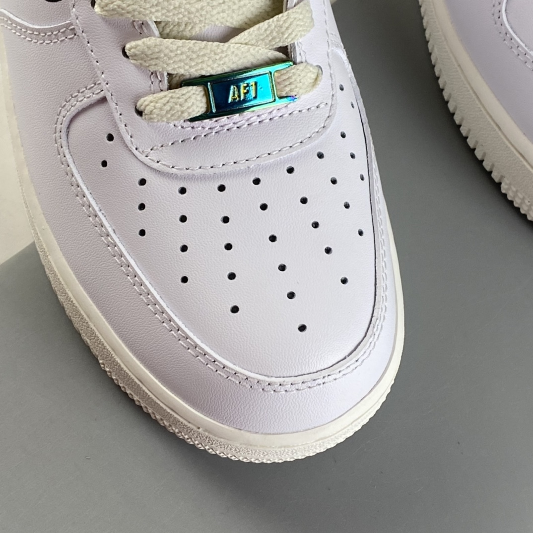 P200  NIKE Air Force 1’07 空军一号低帮休闲板鞋 DM5447-111