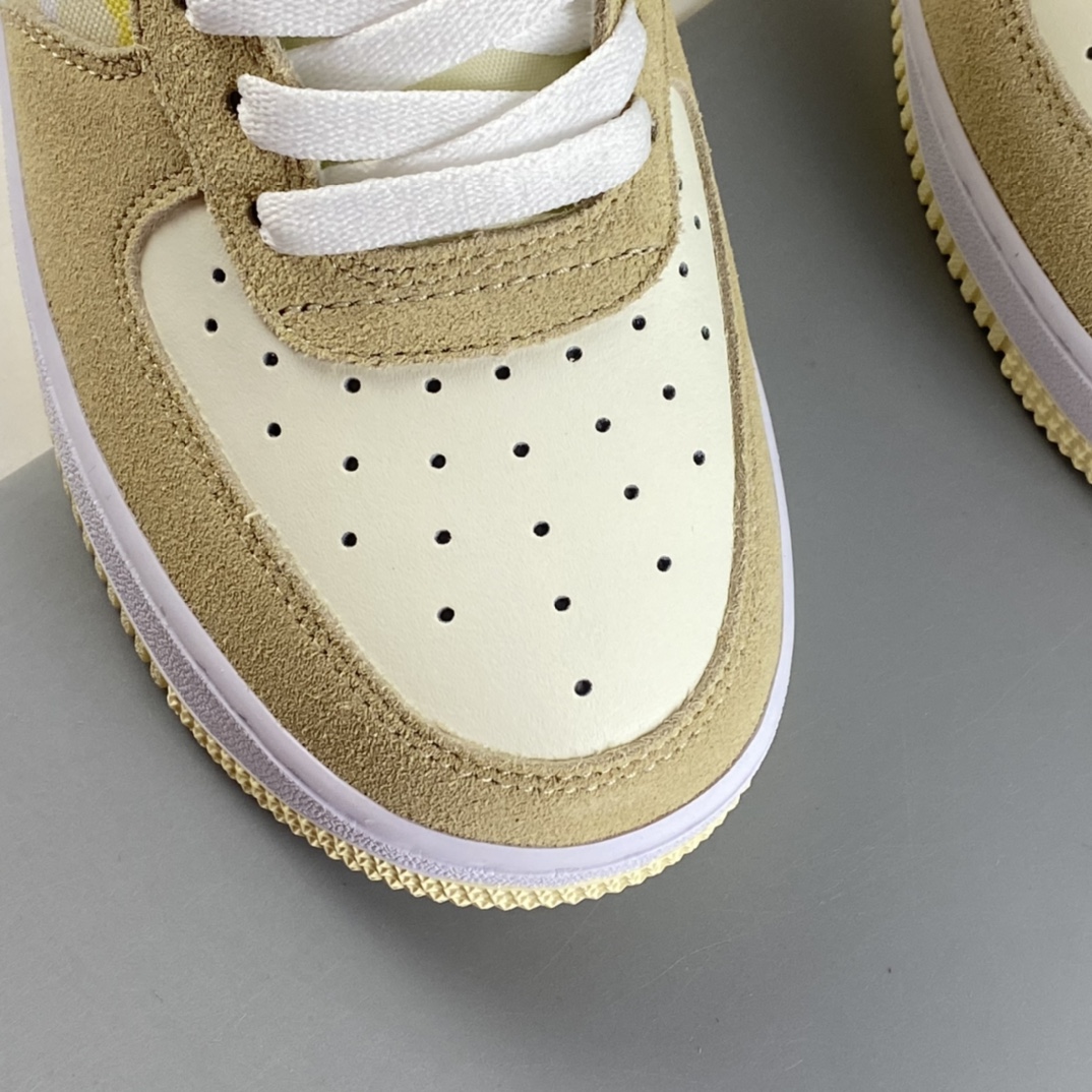 P200  NIKE Air Force 1’07 空军一号低帮休闲板鞋 DM9476-700