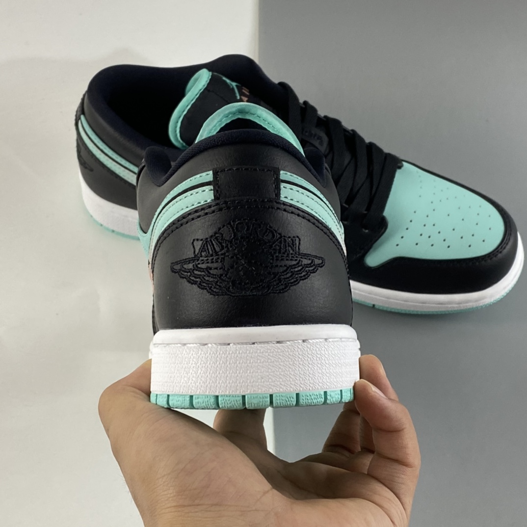P240   Air Jordan 1 Low AJ1低帮时尚休闲板鞋 CK3022-301