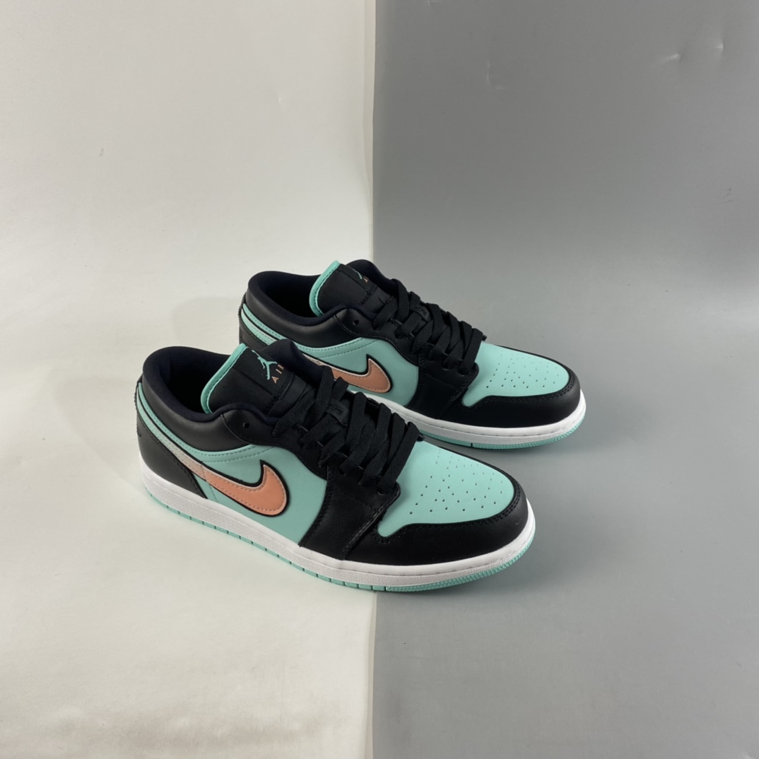 P240   Air Jordan 1 Low AJ1低帮时尚休闲板鞋 CK3022-301