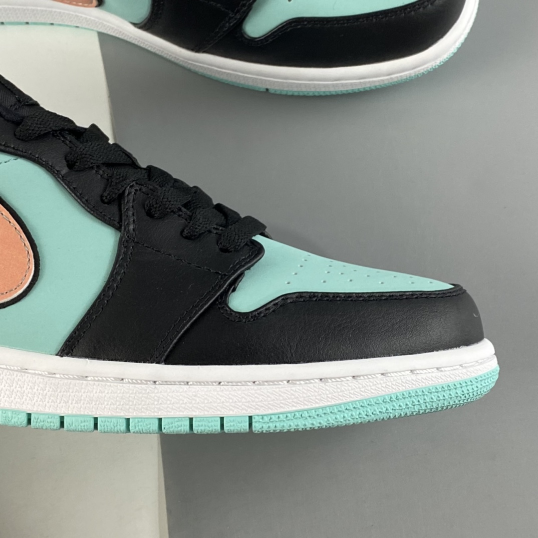 P240   Air Jordan 1 Low AJ1低帮时尚休闲板鞋 CK3022-301