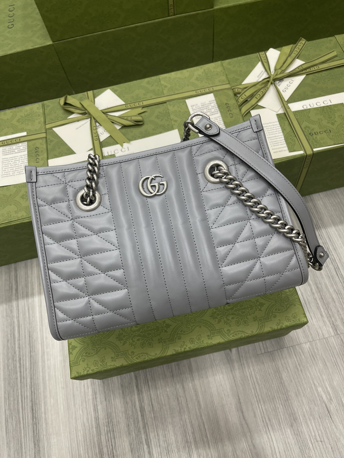 GUCCI GG Marmont сумка-тоут V-образная стёганая кожа двойная G
