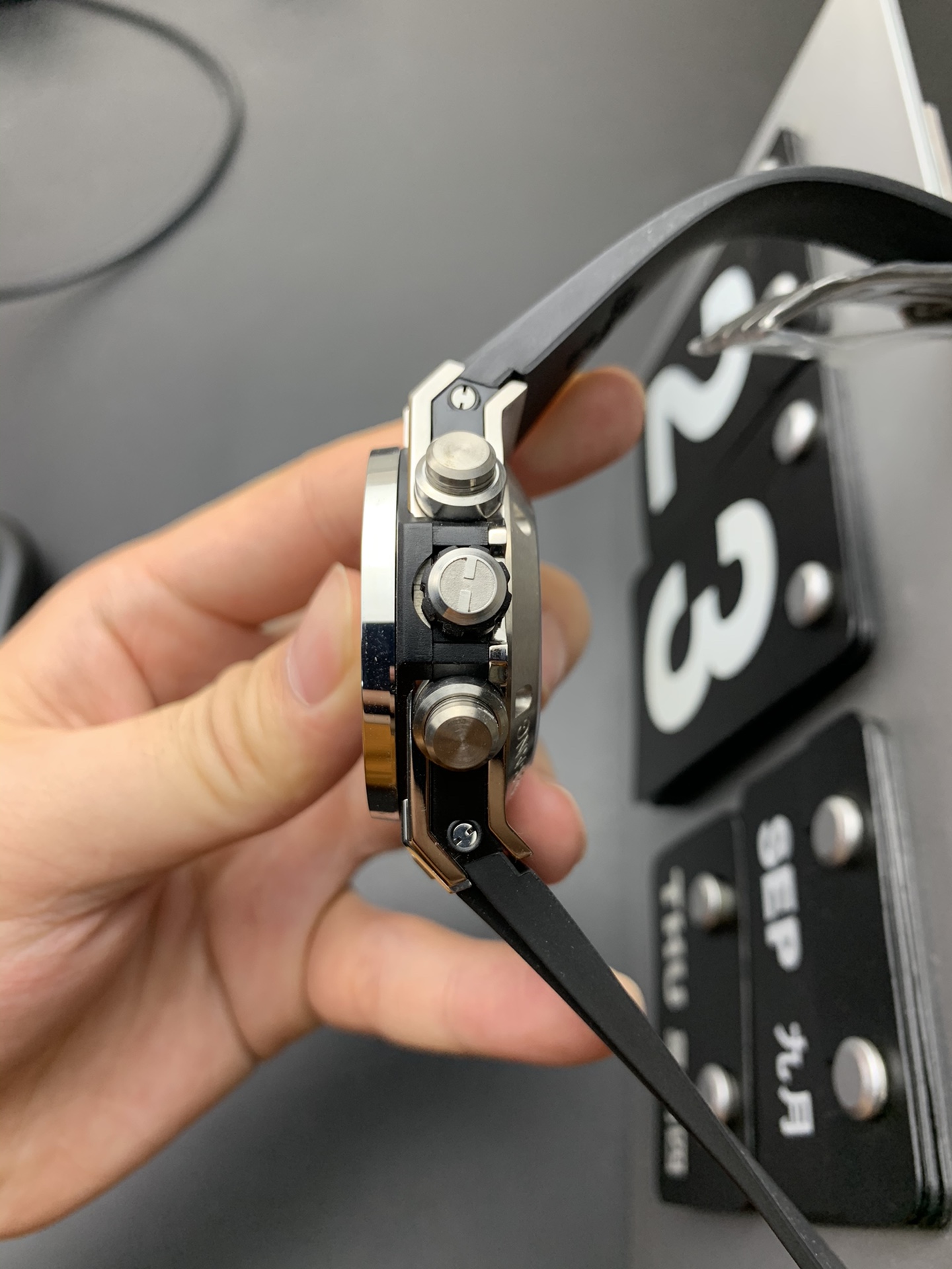Hublot HB 钻圈大爆炸