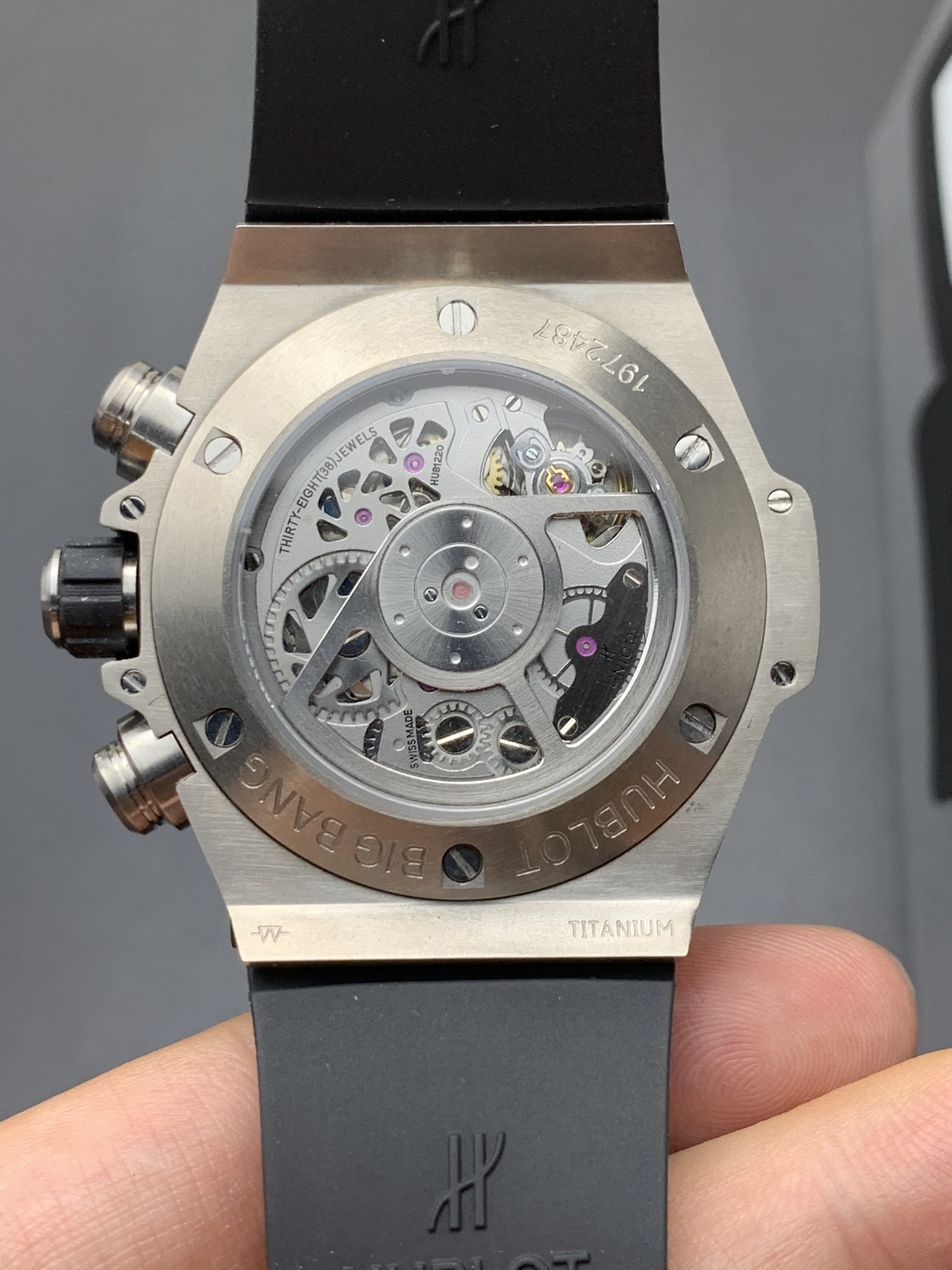 Hublot HB 钻圈大爆炸