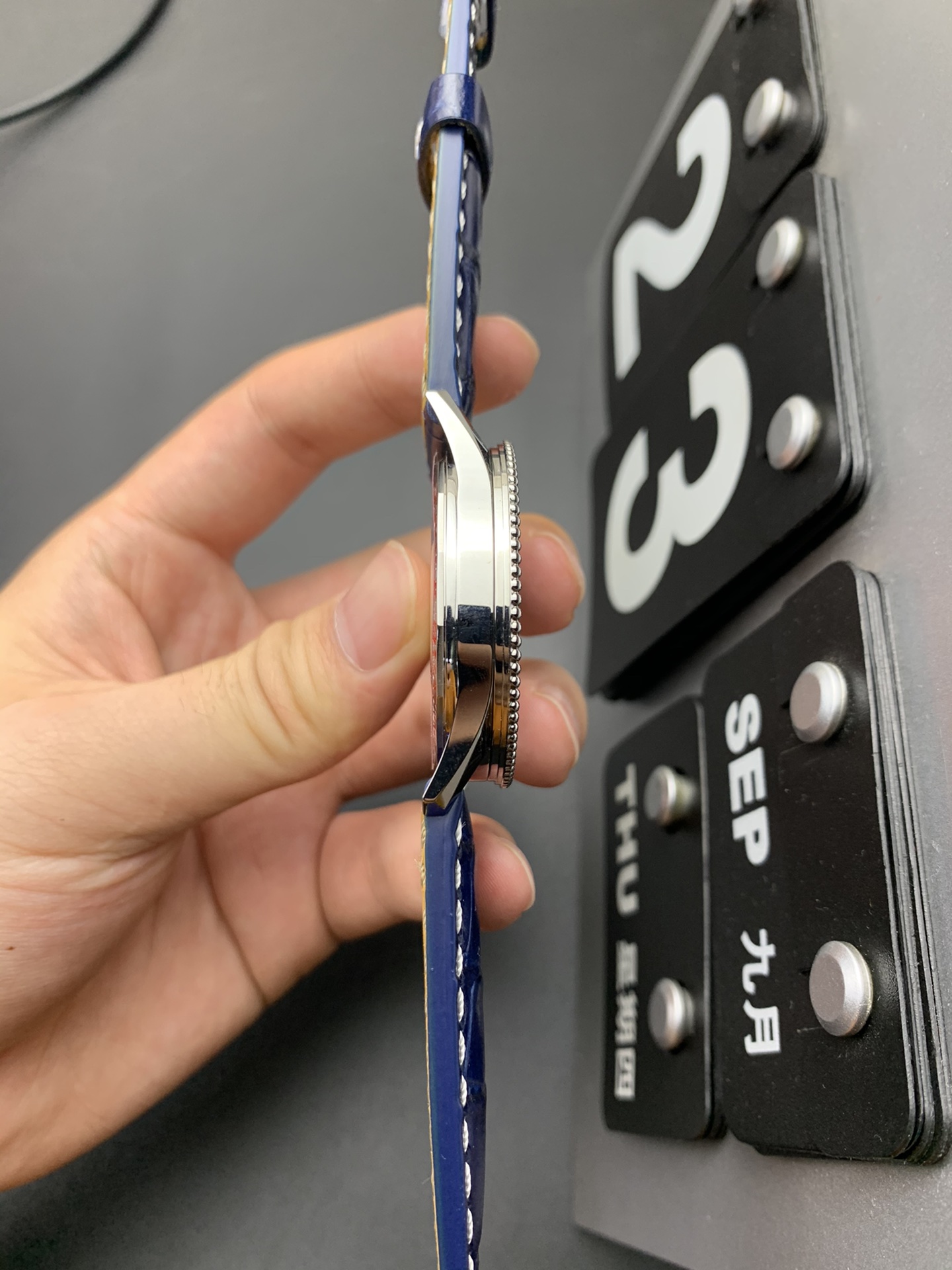 Breitling V7 百年灵航空计时