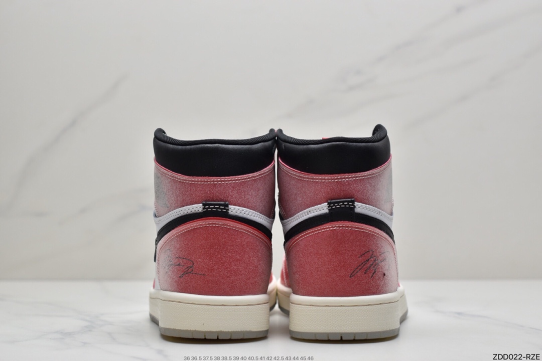 250 乔丹/Air JordanAJ1 aj1 乔丹1代 乔1 乔丹1代高帮系列 DA2728-100