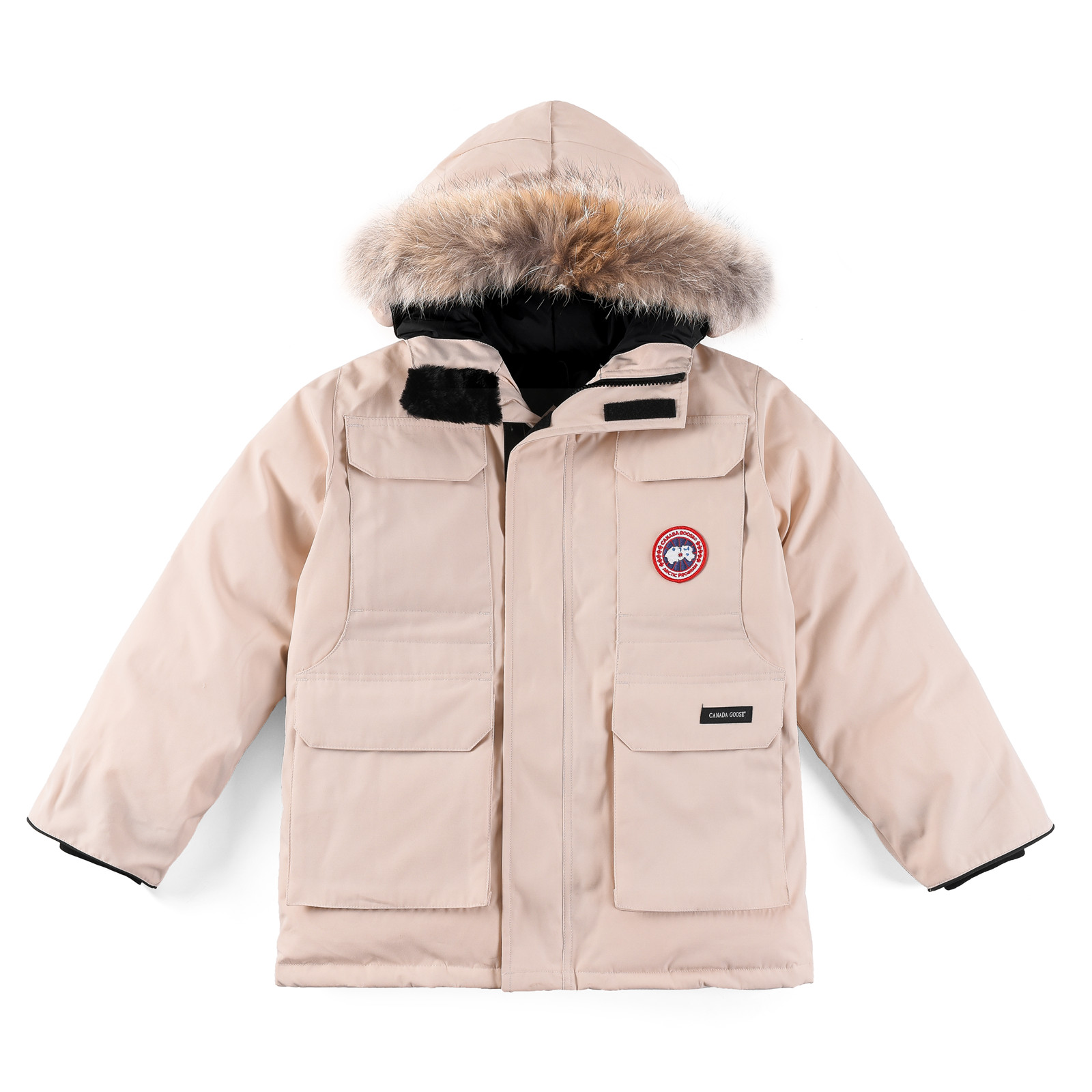 💰💰特价福利 Canada goose/加拿大鹅 4565Y 青少年版 Expedition远征款C08童装派克大衣羽绒服，正品原衣开版，辅料全部原厂定制 💯面料防风防水 保宝宝一个冬天温暖 💯羽绒同步正品白鸭绒 蓬松不成团 电控充绒机充绒 💯拉链定制正品YKK军用级拉链头 高硬度不卡顿 💯毛领采购加拿大西部郊狼皮原版定制 💯做工走线全部由十年以上工龄工人把控 必须横平竖直 拒绝歪歪扭扭 内里走线密度更加考究 随意对比 💯大鹅标 领标 水洗标 吊牌 拉链绳 口袋标 后背标 领口绒 粘扣 袖口所有细节同步正品更新 最好版本 尺码：110-160码-选品中心