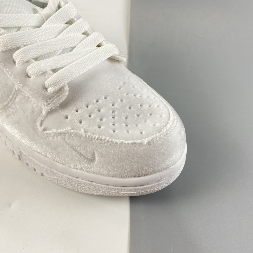 P380  DSM x NIKE Dunk Low”Triple White”丝绒白 刺绣 DH2686-100