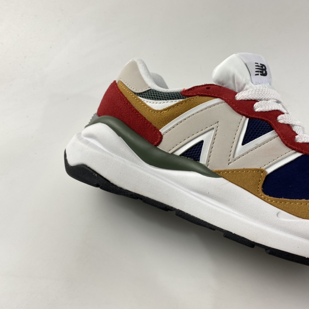 P200   New Balance NB5740系列复古休闲慢跑鞋 M5740GD