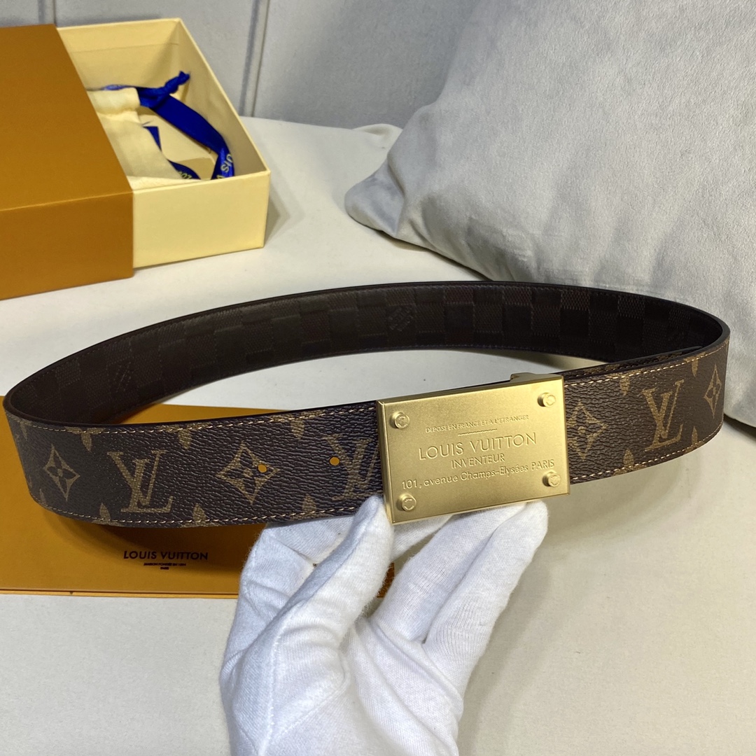 Louis Vuitton Belts Lattice Calfskin Cowhide