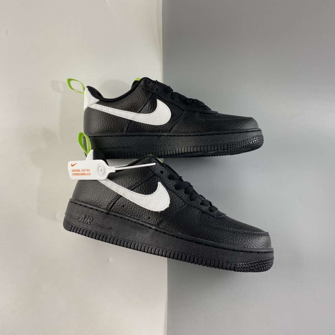 P200  NIKE Air Force 1’07 Low 空军一号低帮休闲板鞋 DO6394-001