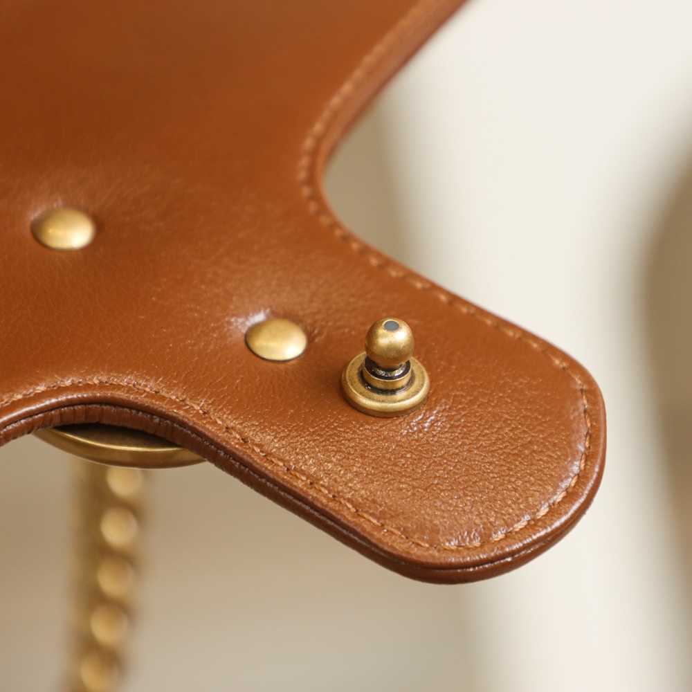 Gucci GG Marmont mini matelassé shoulder bag 446744 0OLFT 2535