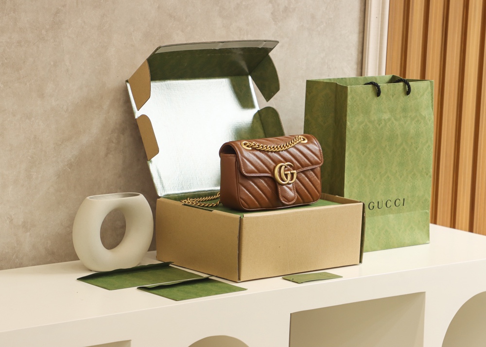 Gucci GG Marmont mini matelassé shoulder bag 446744 0OLFT 2535