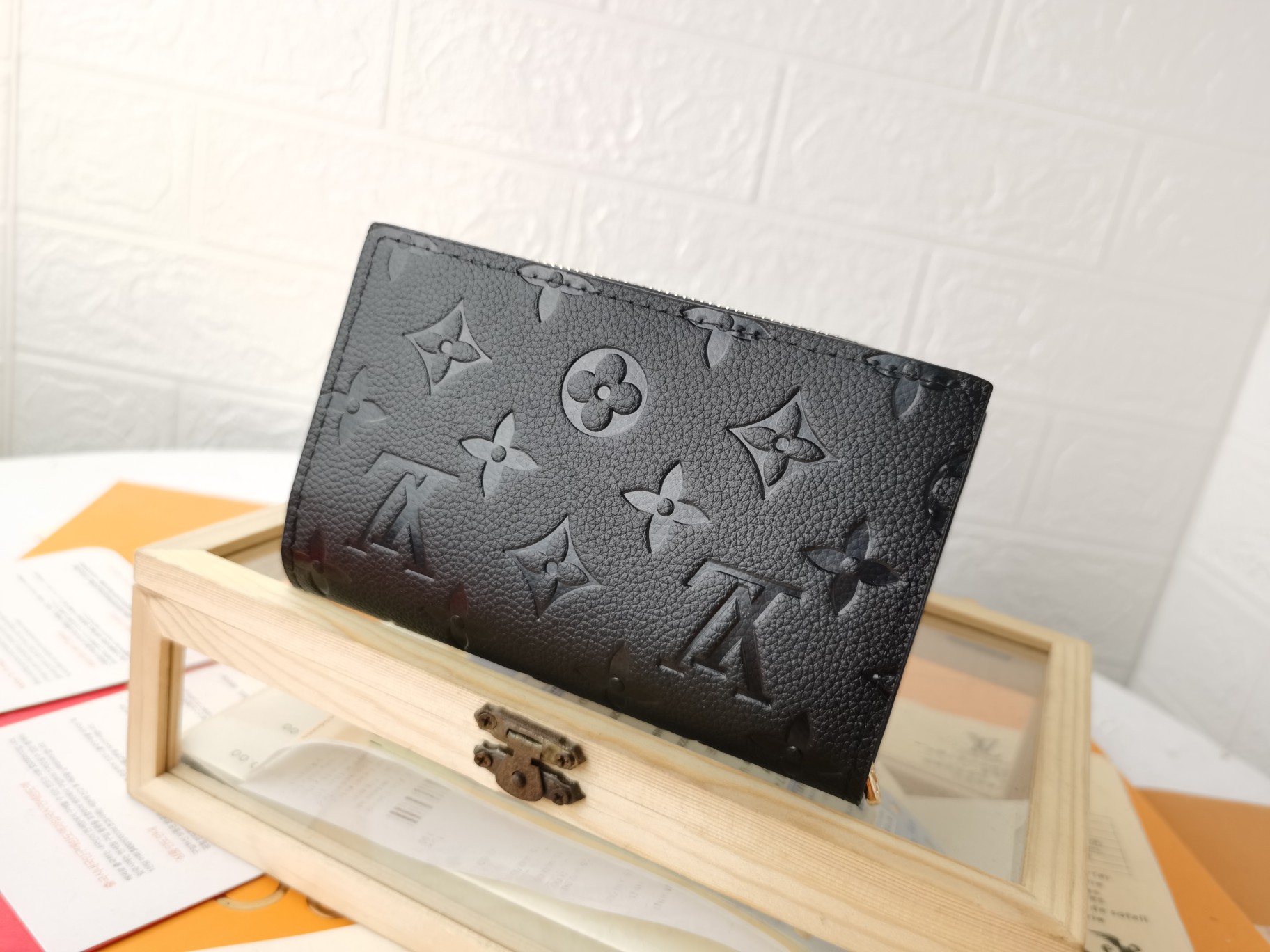 ルイ・ヴィトン M86366 ダイヤモンドパターン 財布