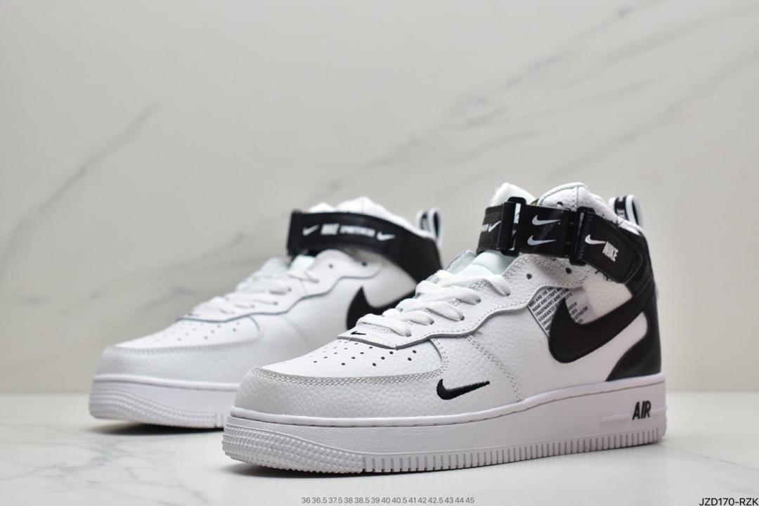 140 耐克Nike Air Force 1 ′07 Low Premium”White/Black” 板鞋804609