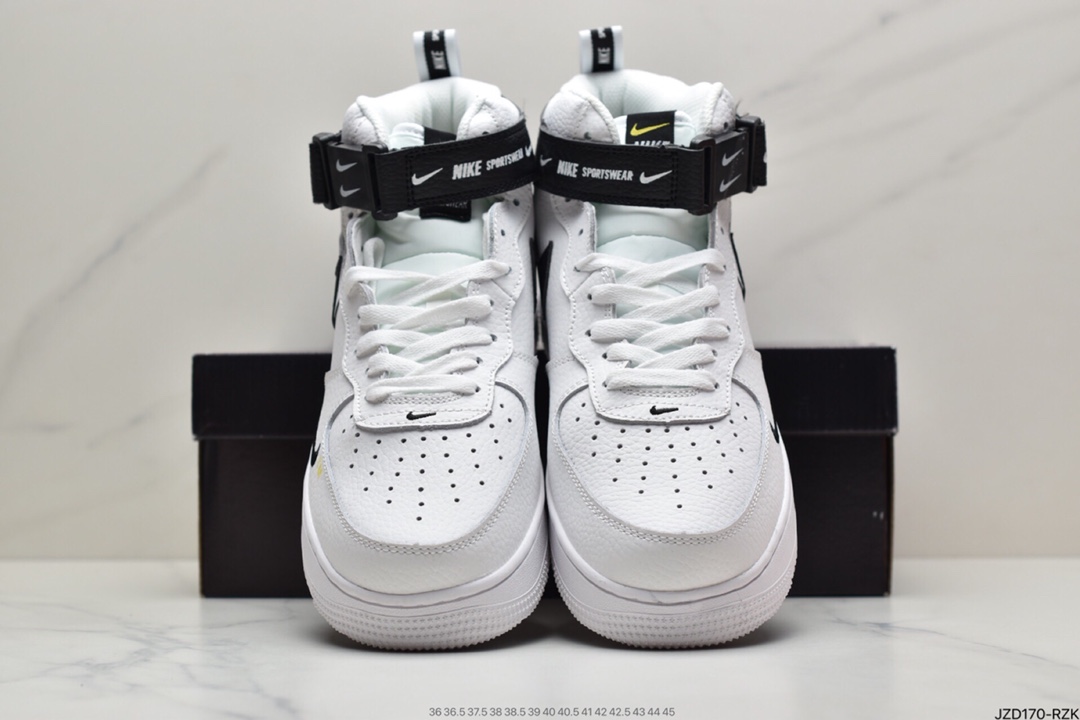 140 耐克Nike Air Force 1 ′07 Low Premium”White/Black” 板鞋804609