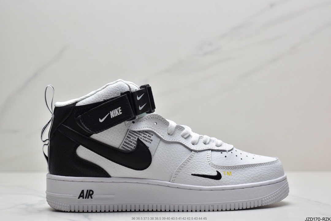 140 耐克Nike Air Force 1 ′07 Low Premium”White/Black” 板鞋804609