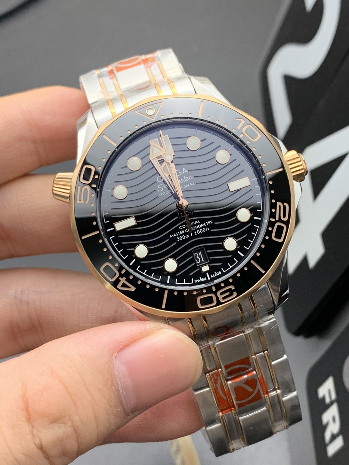 Omega OR 玫瑰金海马