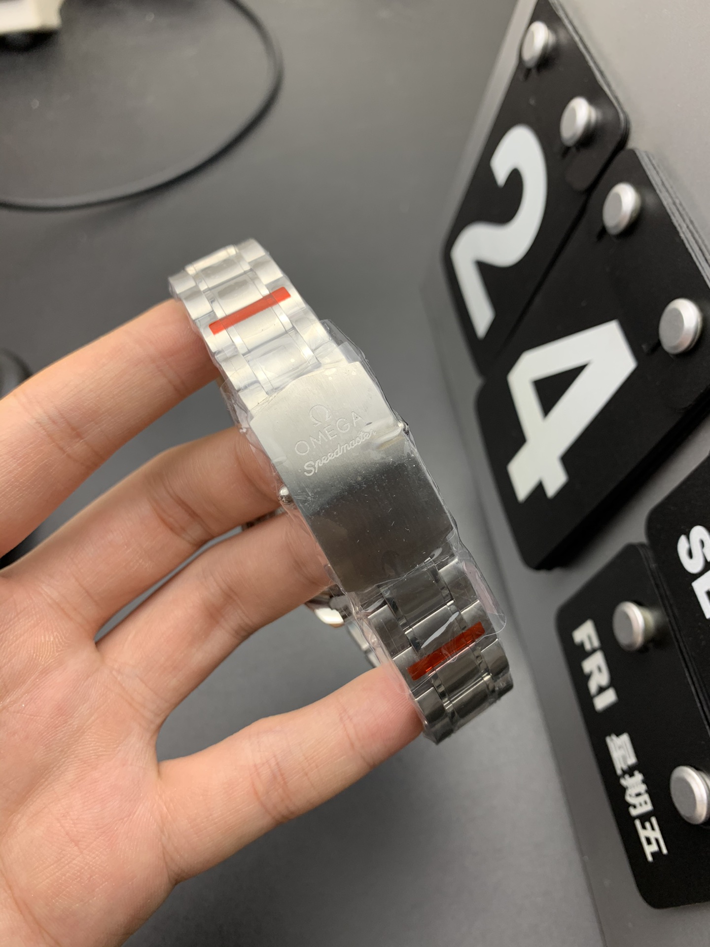 Omega HR 钢带超霸