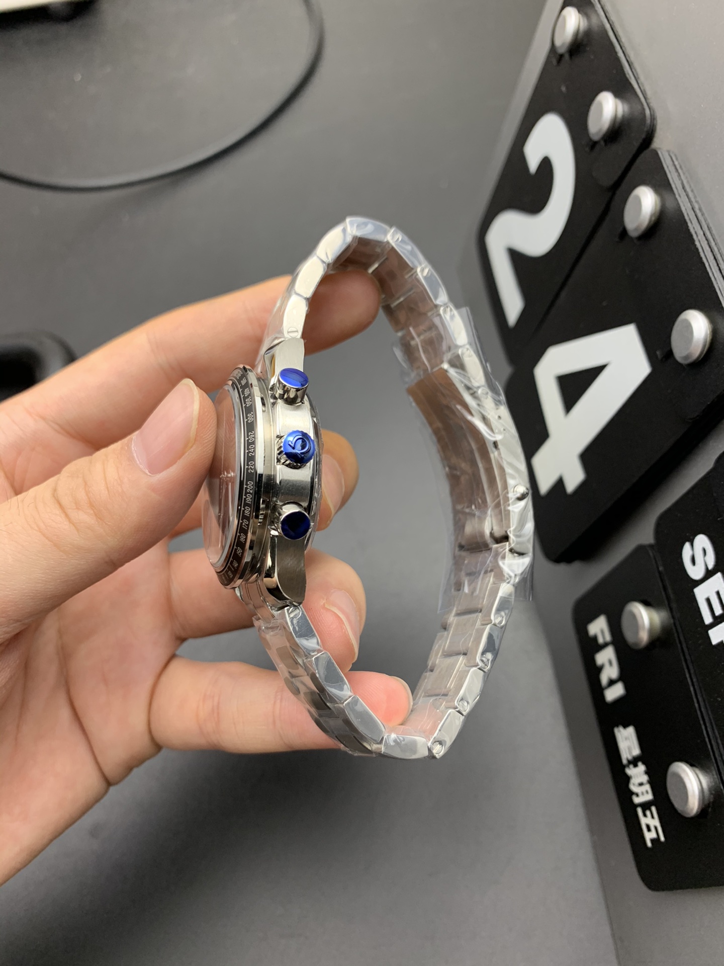 Omega HR 钢带超霸