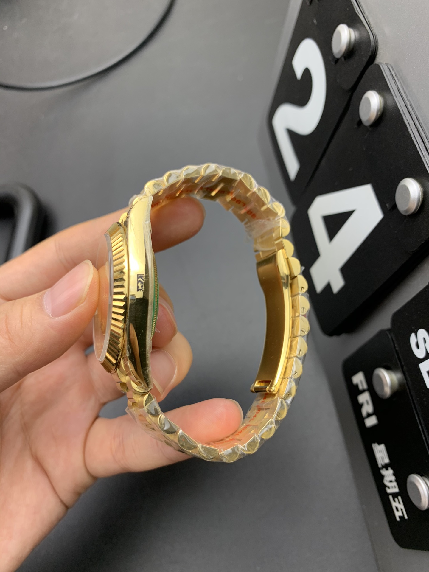 Rolex 星期日志