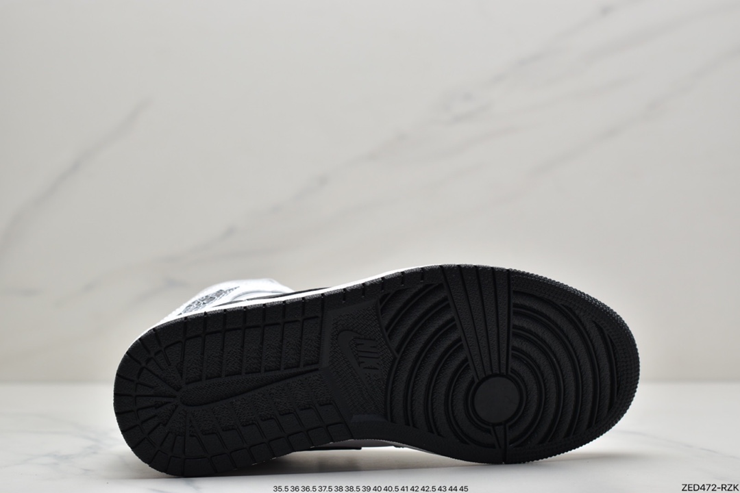 260 耐克Nike Wmns Air Jordan 1 Mid GS”Light Smoke Grey ”AJ1乔丹一代BQ6472-015