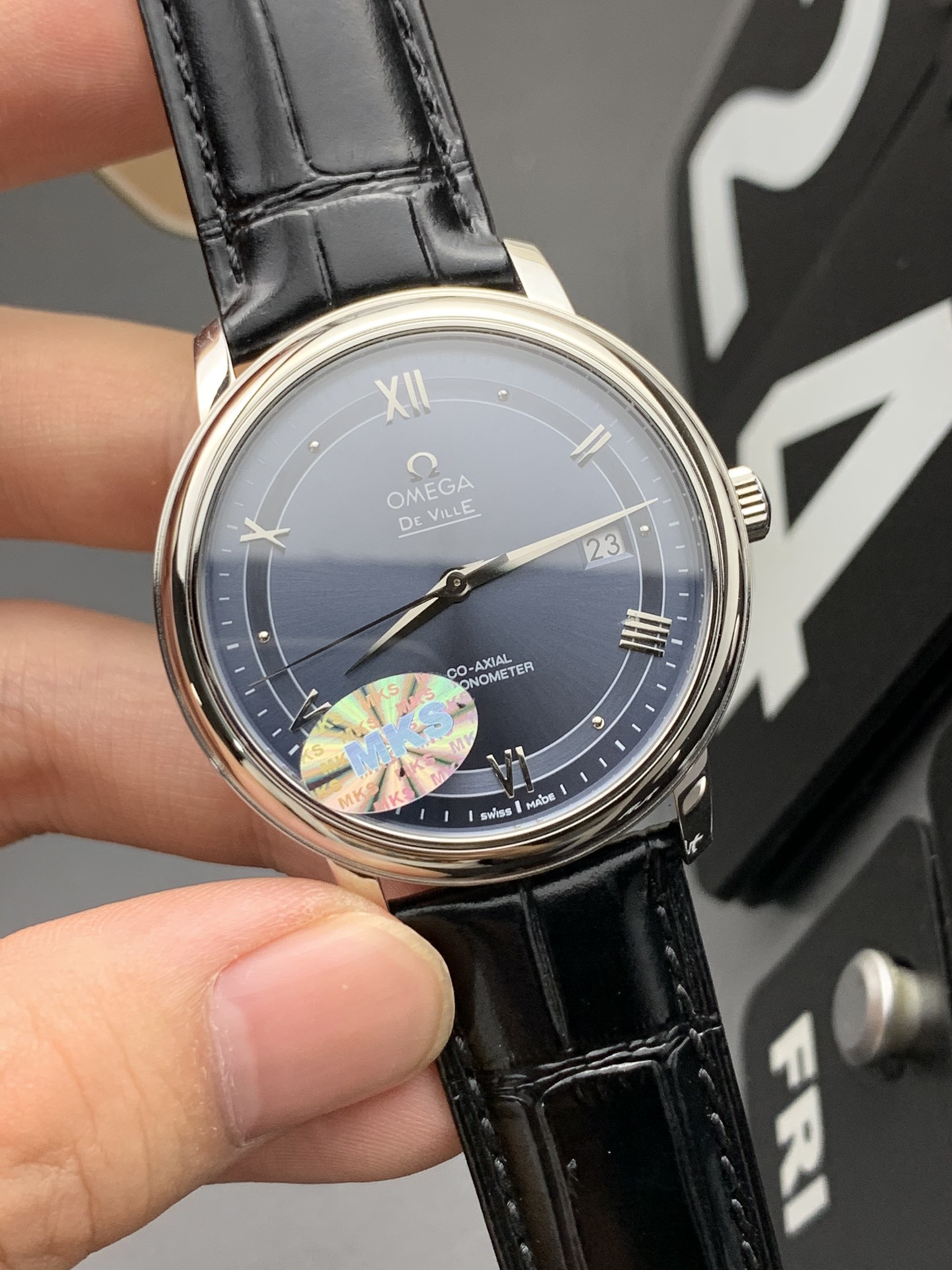 Omega MKS 轨道蝶飞