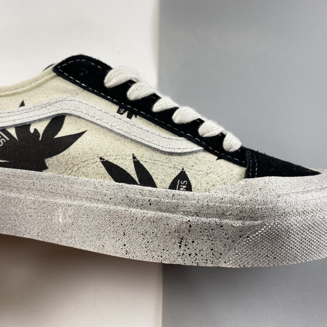 P150  Vans Style 36 Cecon SF 半月包头白印黑枫叶做旧款 VN0A3MVLK0A