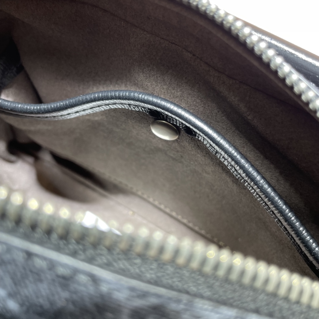 GUCCI古驰互扣式双G迷你手袋658572