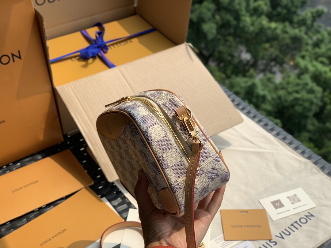 🌼 m50048尺寸21*16*7cm白棋盘！解锁最新款L*V deauville相机包！官网售价148