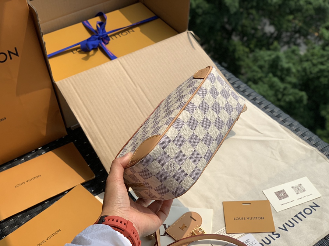 🌼 m50048尺寸21*16*7cm白棋盘！解锁最新款L*V deauville相机包！官网售价148