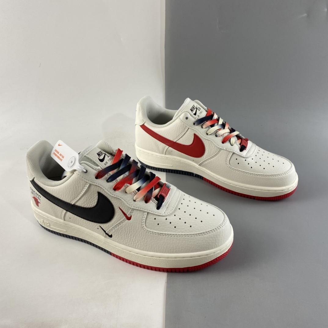 P260  NIKE Air Force 1 Low ’07“米黑红”芝加哥公牛队板鞋 CH2806-306