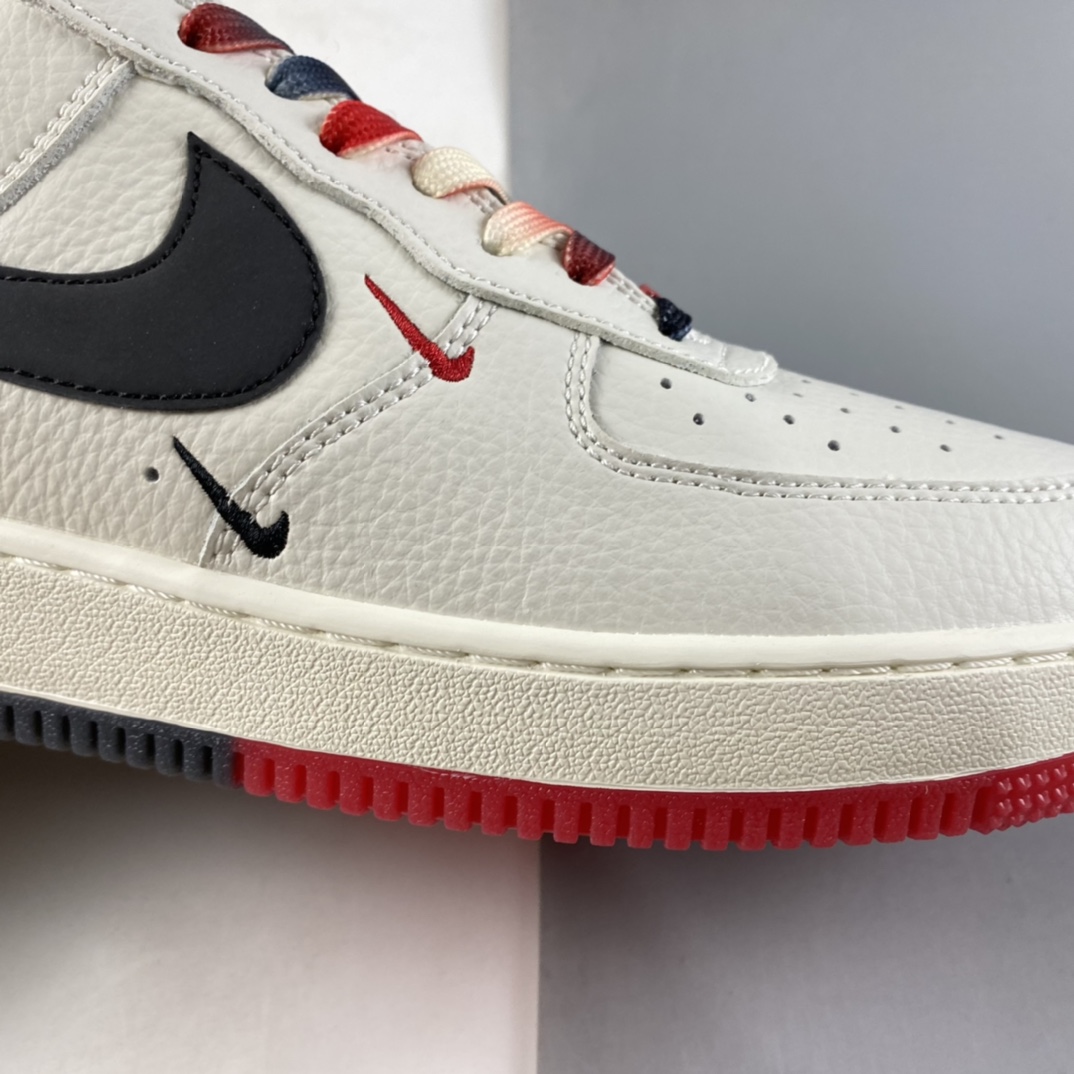 P260  NIKE Air Force 1 Low ’07“米黑红”芝加哥公牛队板鞋 CH2806-306