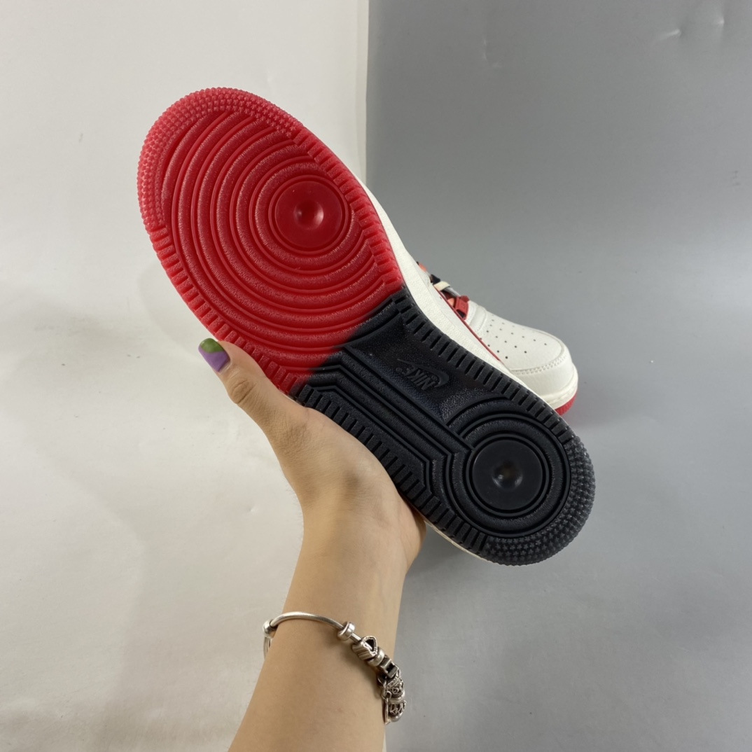 P260  NIKE Air Force 1 Low ’07“米黑红”芝加哥公牛队板鞋 CH2806-306